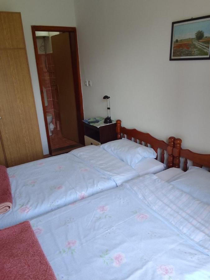 Guesthouse Djurisic แฮร์เซ็ก-โนวี ภายนอก รูปภาพ
