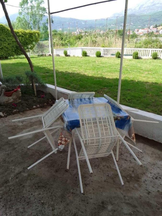 Guesthouse Djurisic แฮร์เซ็ก-โนวี ภายนอก รูปภาพ