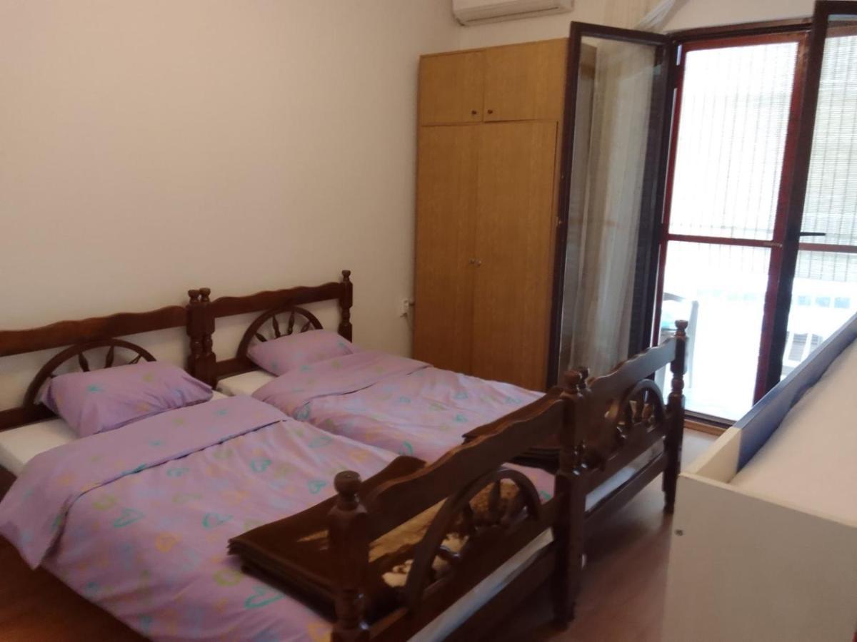 Guesthouse Djurisic แฮร์เซ็ก-โนวี ภายนอก รูปภาพ